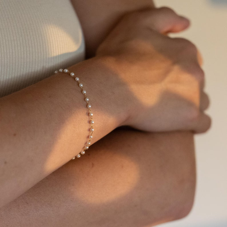 A Timeless Bridesmaid Gift They’ll Treasure Forever-CZTICLE® Gold Pearl Bracelet
