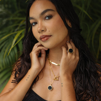 🔥50% off on the last day丨Oneswear® Black Onyx Lip Balm Necklace in 14K Gold