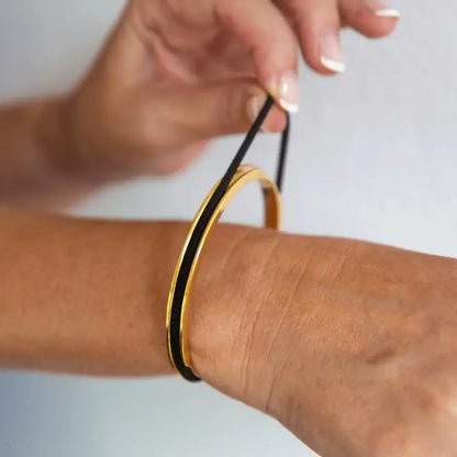 🚨 LAST DAY: 70% OFF – CZTICLE® Hidden Loop Bracelet ✨